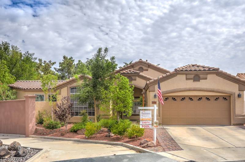 300 Lingering LN, Henderson, NV 89012