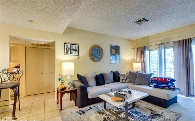 Las Vegas, NV 89145,7100 Pirates Cove RD #2074
