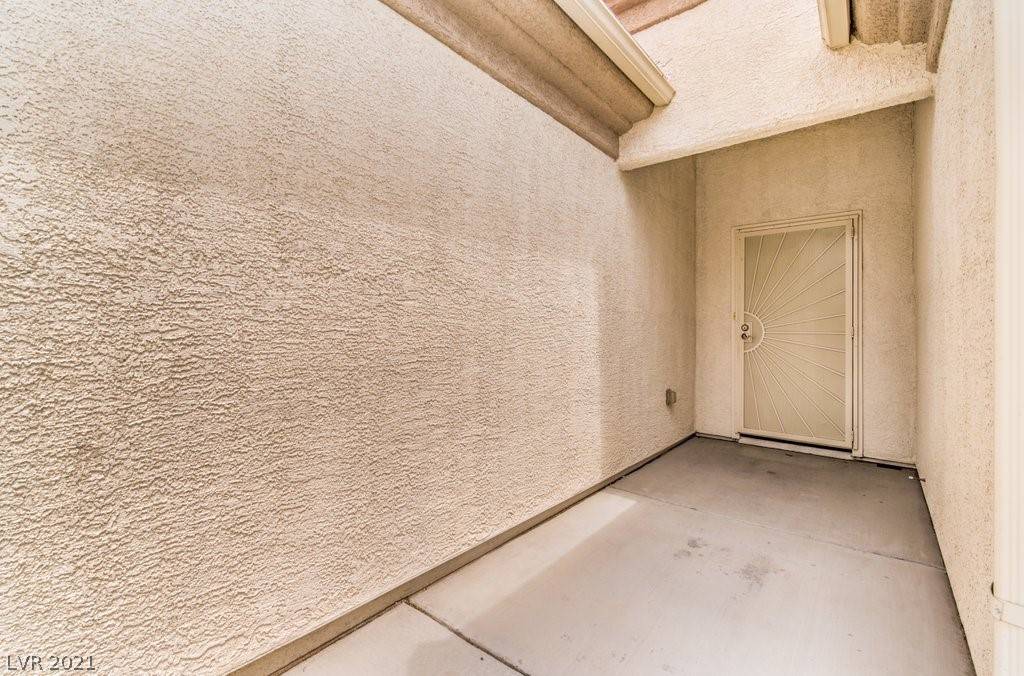 North Las Vegas, NV 89084,2104 WILLOW WREN DR