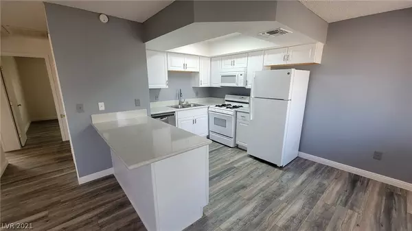761 Rock Springs DR #202, Las Vegas, NV 89128