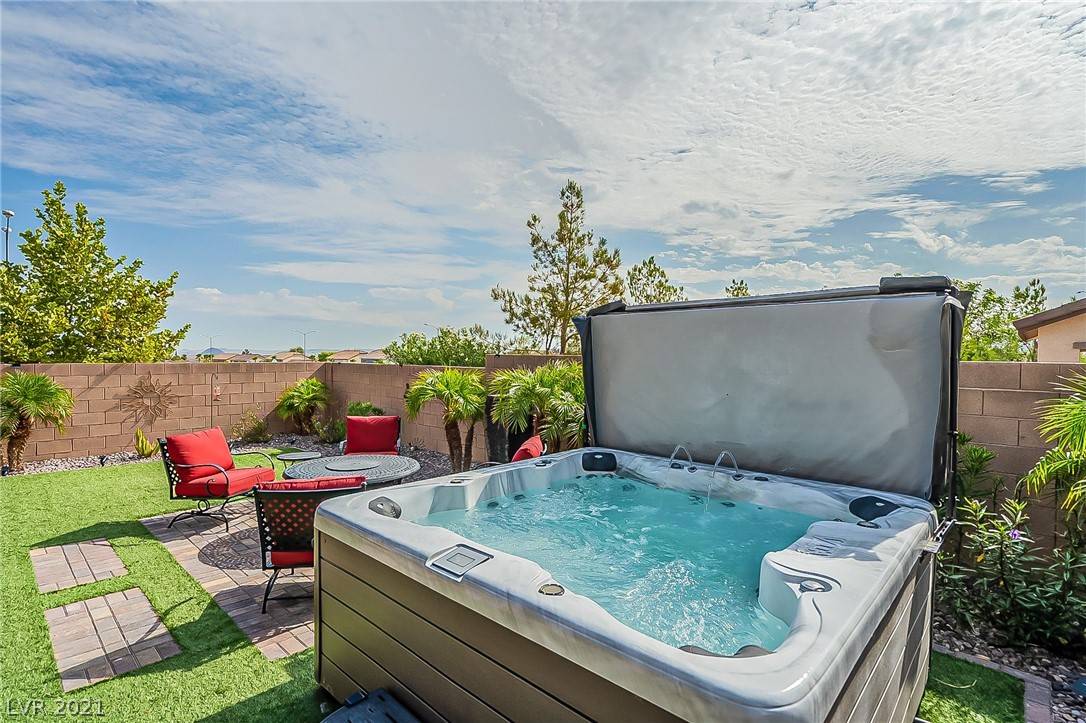 Henderson, NV 89002,1052 Tropical Sage ST