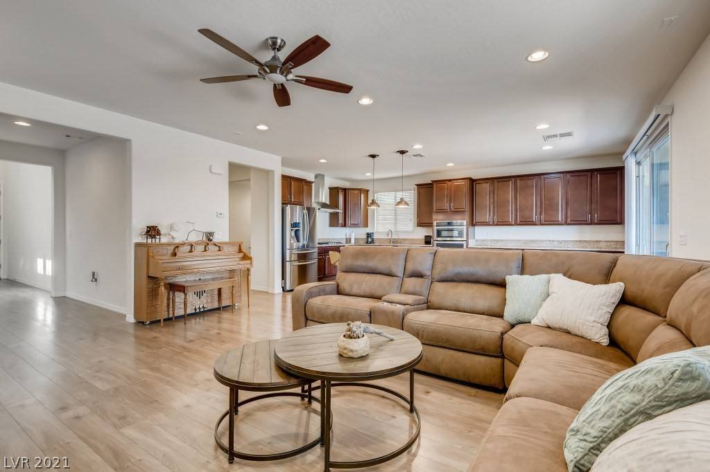 Las Vegas, NV 89138,11842 Corenzio AVE