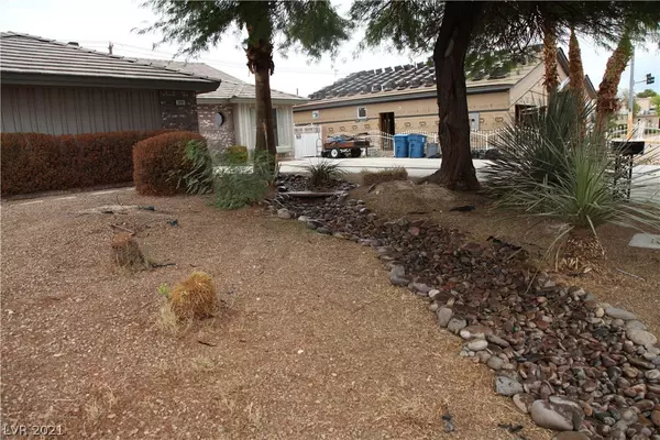 Las Vegas, NV 89108,1521 Winwood ST