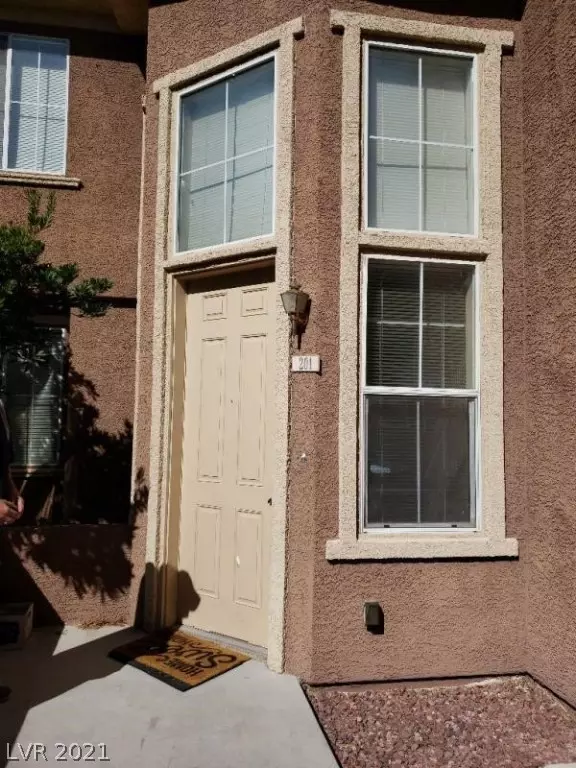 10221 Deerfield Beach AVE #201, Las Vegas, NV 89129