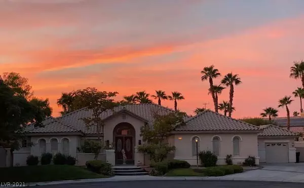 8211 Windsor Crest CT, Las Vegas, NV 89123