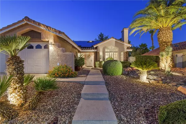 8216 Desert Beach DR, Las Vegas, NV 89128