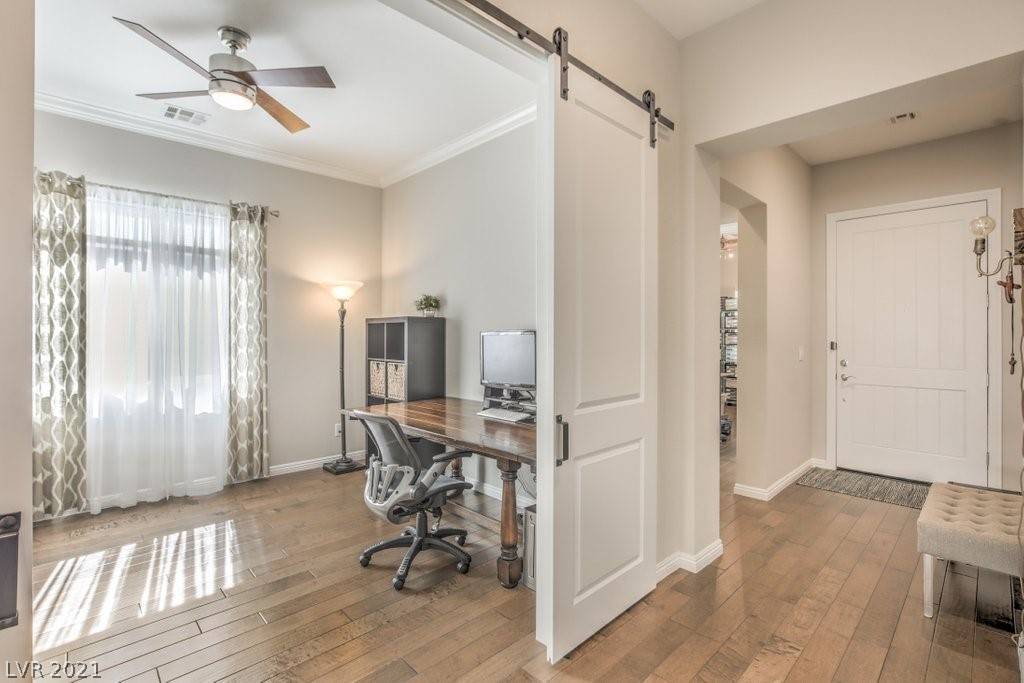 Henderson, NV 89044,3088 Porte La Paz AVE