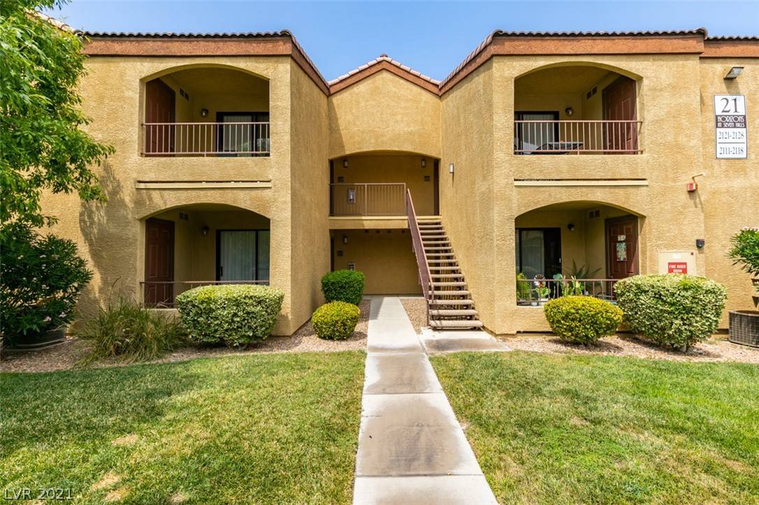 Henderson, NV 89052,950 Seven Hills DR #2124