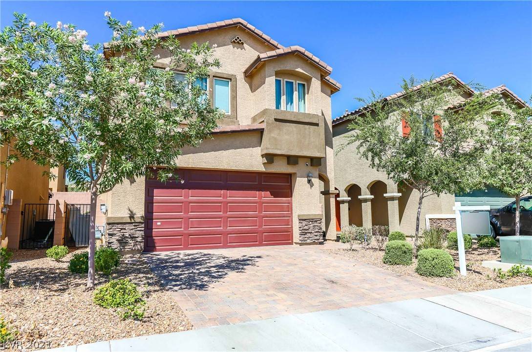 9243 S Chieftain ST, Las Vegas, NV 89178