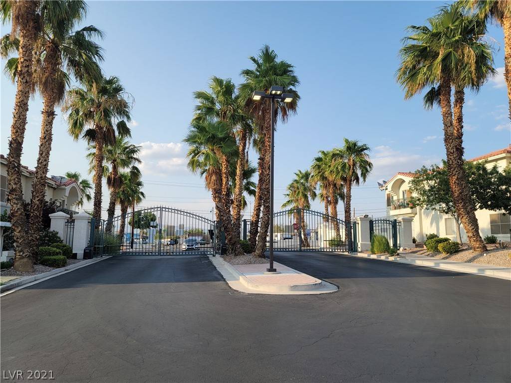Las Vegas, NV 89156,6201 E Lake Mead BLVD #207