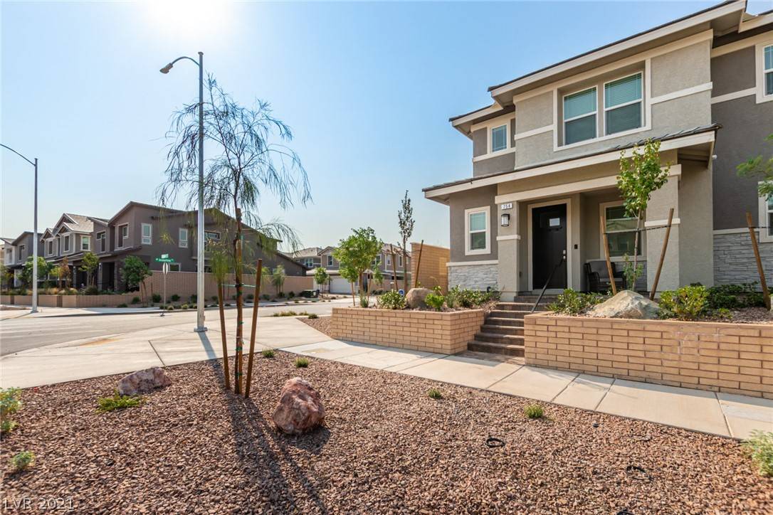 754 N Water ST, Henderson, NV 89015