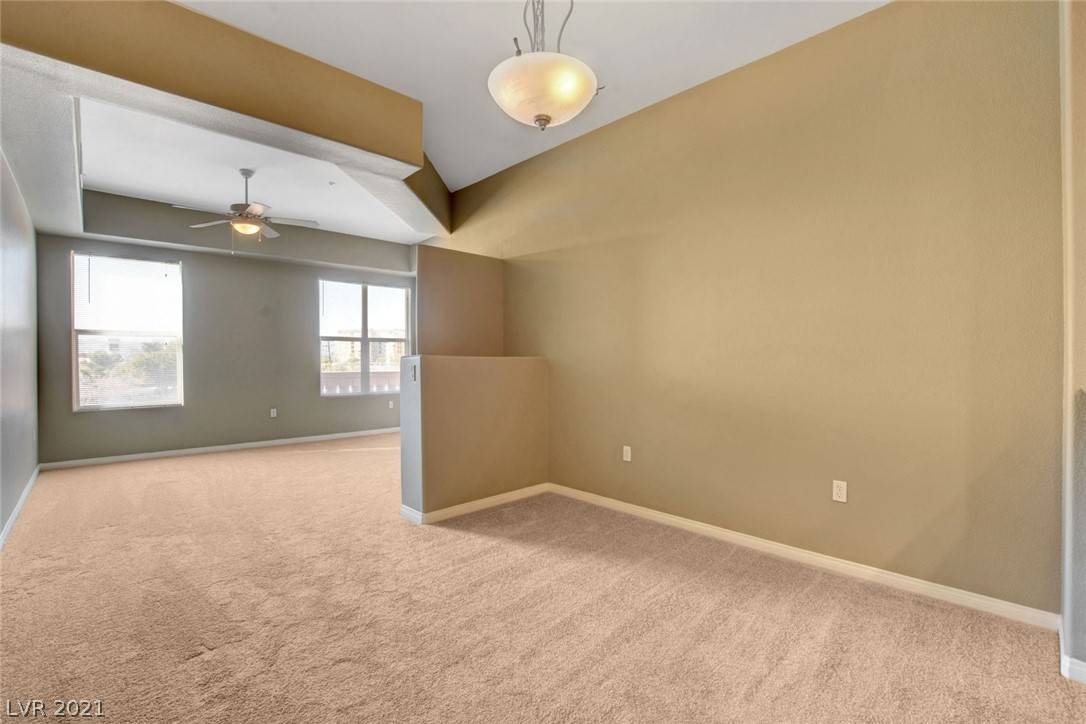 Las Vegas, NV 89123,68 SERENE AVE #204