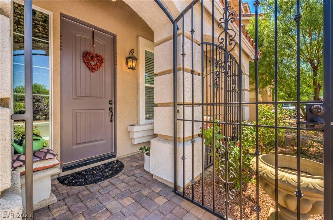 Henderson, NV 89052,10784 Meridian Mills RD
