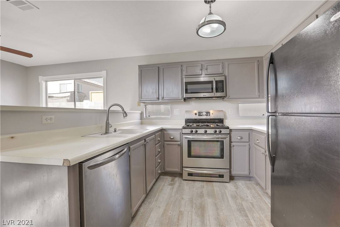 5729 Spoon CIR, Las Vegas, NV 89142
