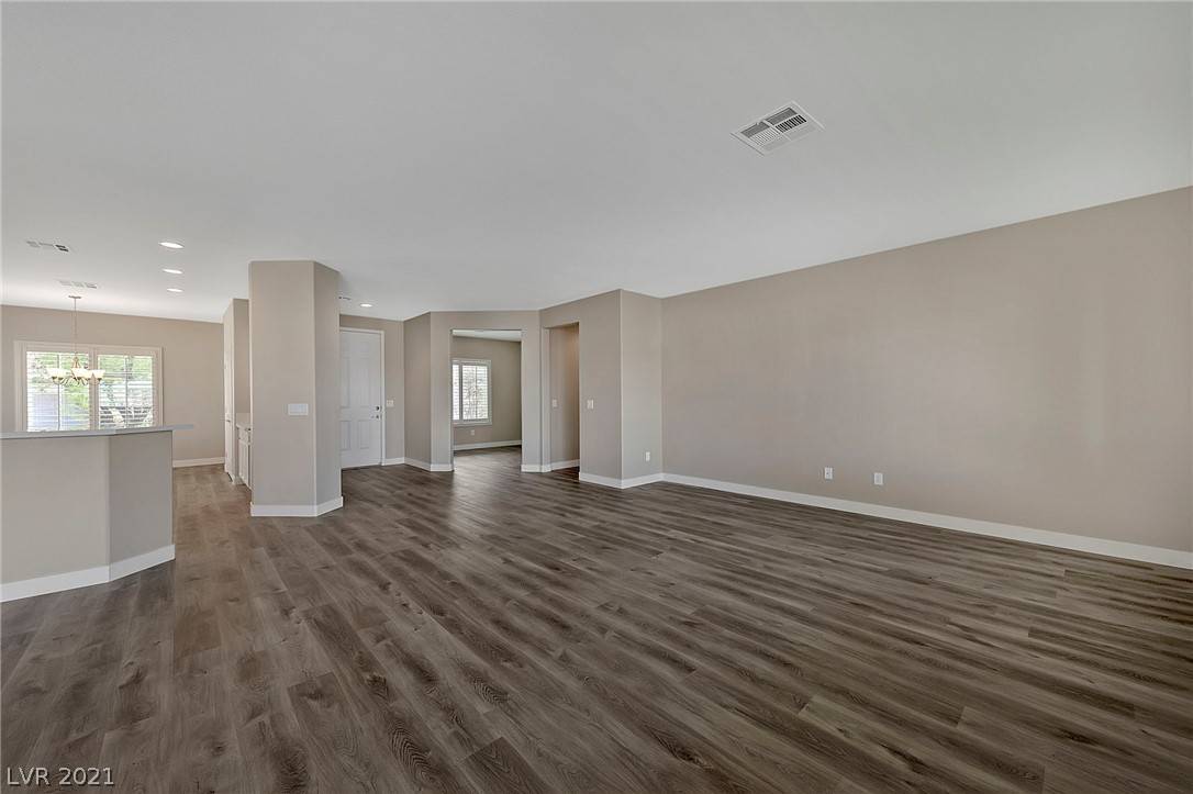 Henderson, NV 89052,2069 Fountain City ST