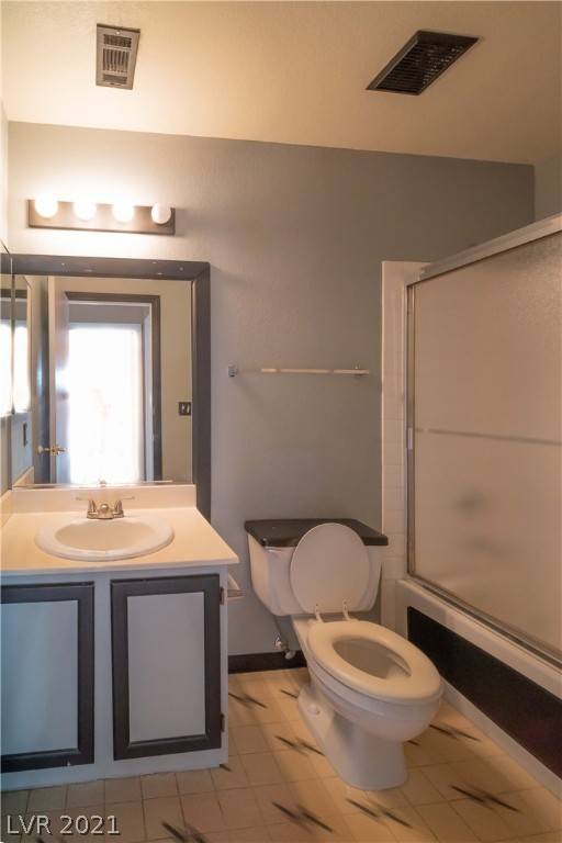 Las Vegas, NV 89122,5375 Angler CIR #101