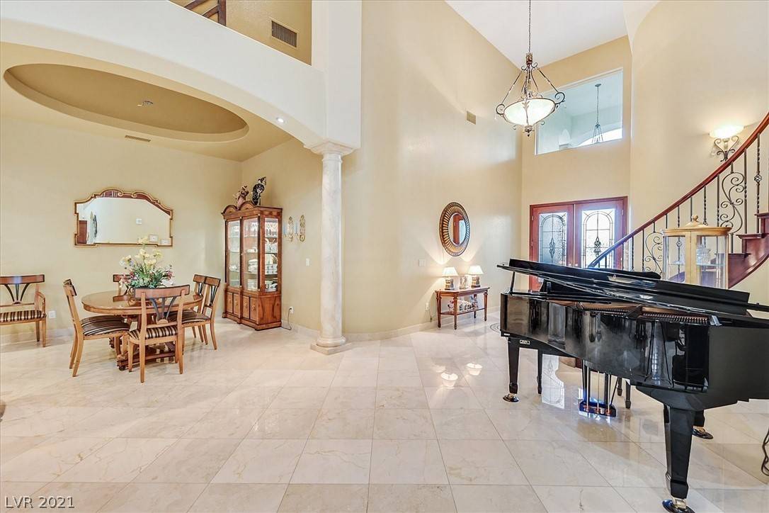 Las Vegas, NV 89117,2861 Elk Canyon CT