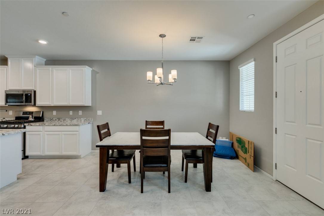 North Las Vegas, NV 89086,6476 Centennial Skies CT