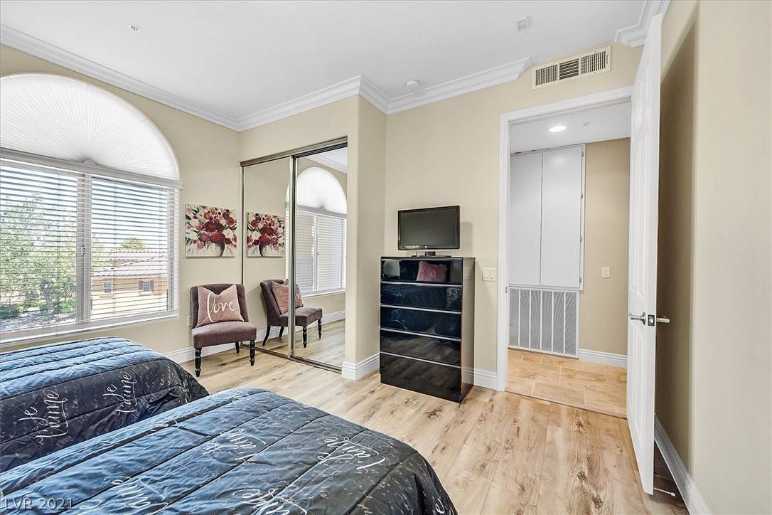 Henderson, NV 89011,30 Via Mantova #109