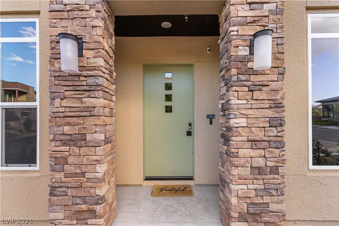 Las Vegas, NV 89135,11280 Granite Ridge DR #1084