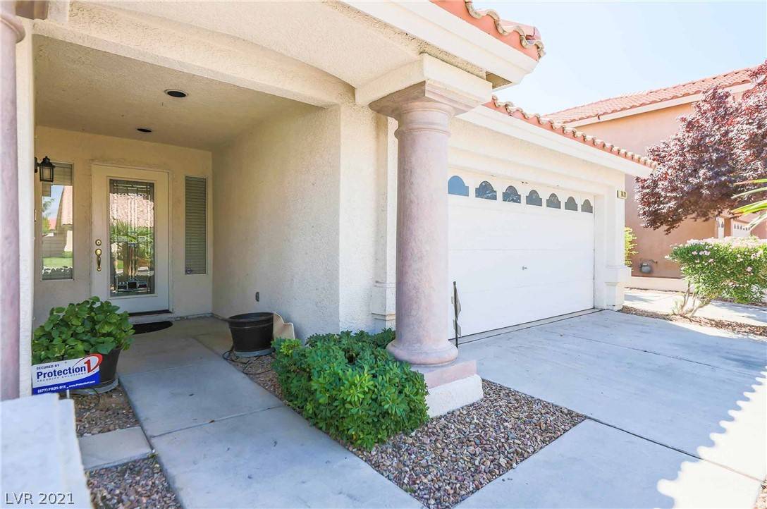 Las Vegas, NV 89129,7421 Enchanted Hills CT