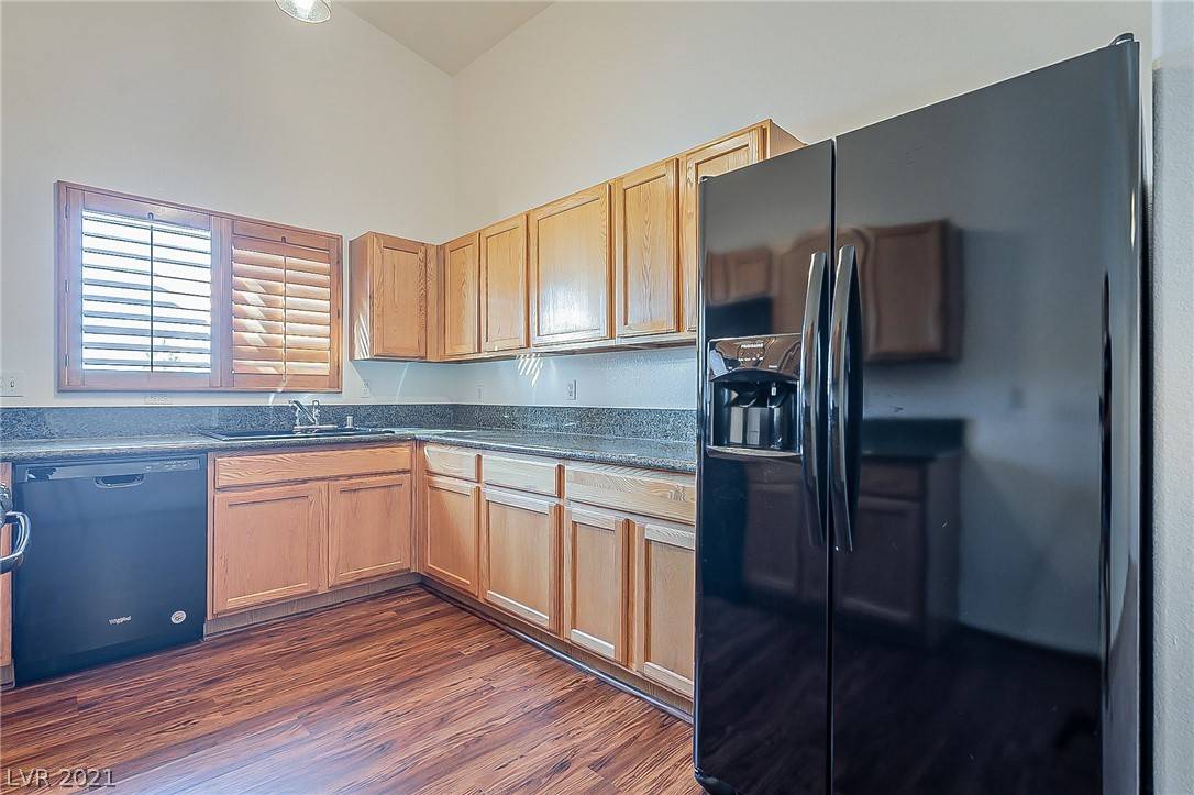 Las Vegas, NV 89117,2152 Gravel Hill ST #204