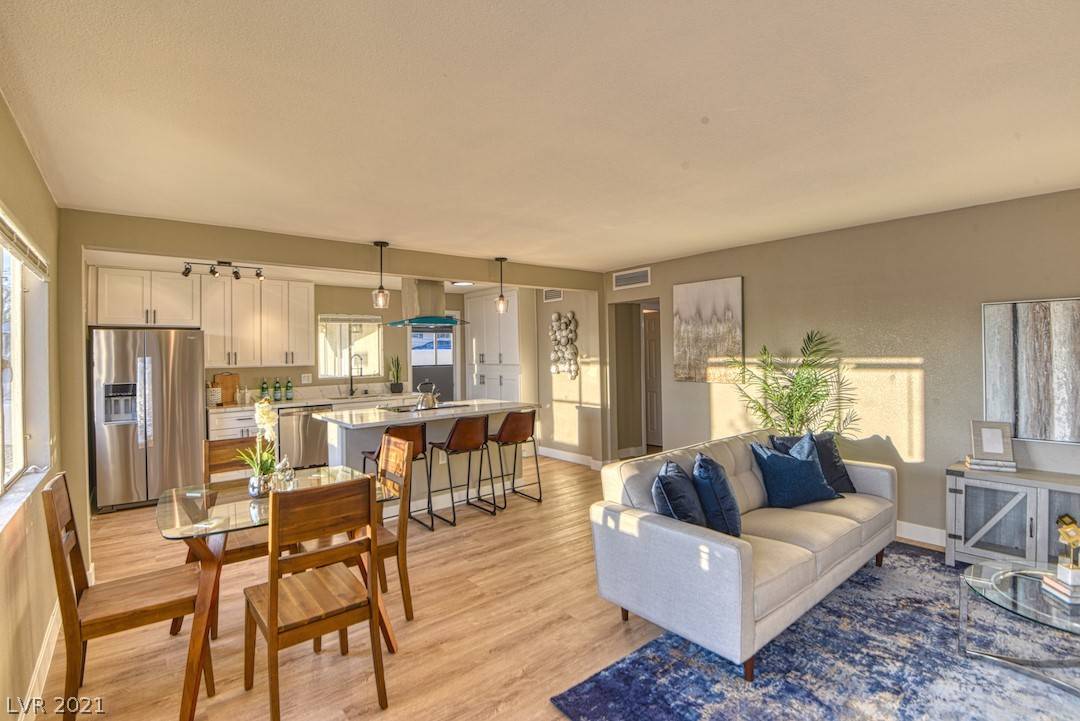 717 Digger ST, Las Vegas, NV 89107