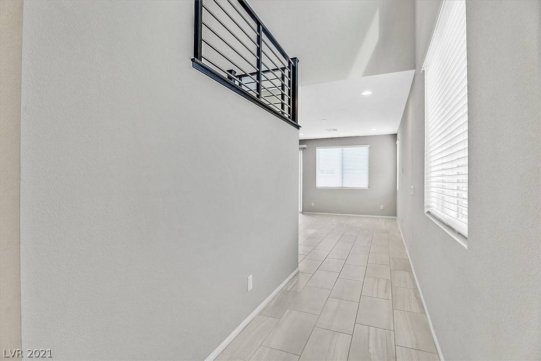 Las Vegas, NV 89139,5906 Roaring Canyon CT