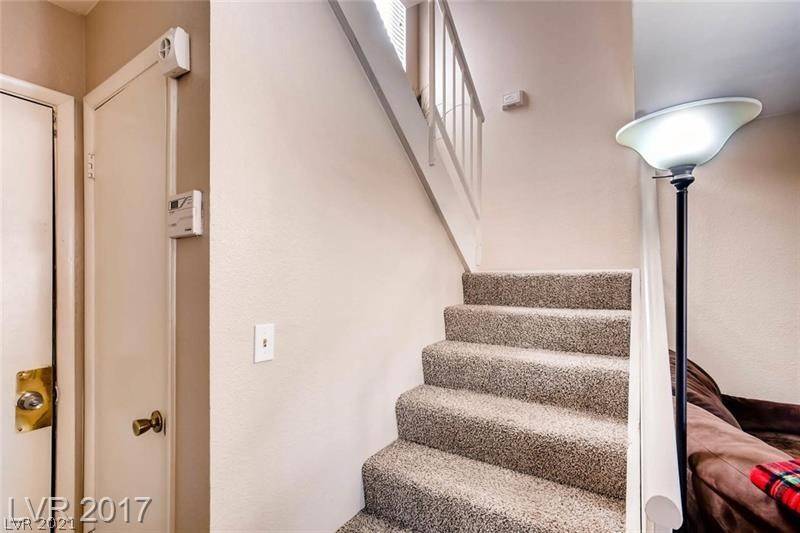 Las Vegas, NV 89108,2252 Short Pine DR