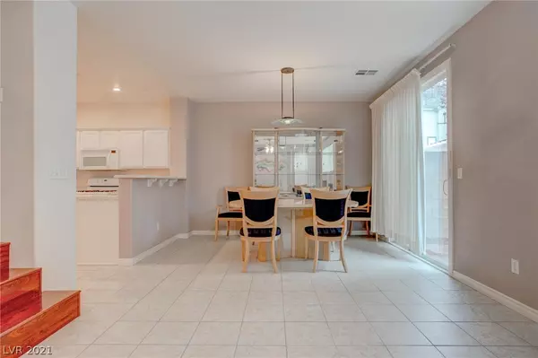 Henderson, NV 89012,215 Positive Point ST