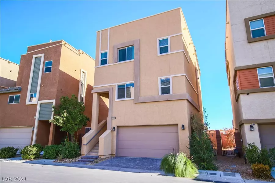 10521 Shiny Skies DR, Las Vegas, NV 89129