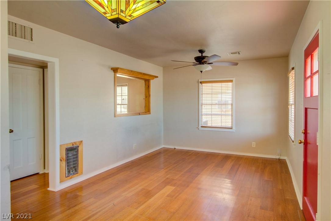 Boulder City, NV 89005,524 HOPI PL