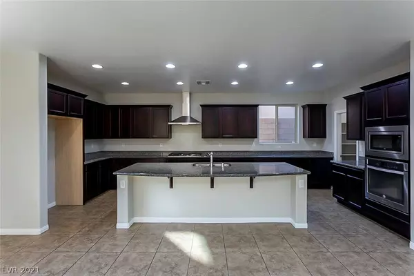 Las Vegas, NV 89166,9643 Ponderosa Skye CT