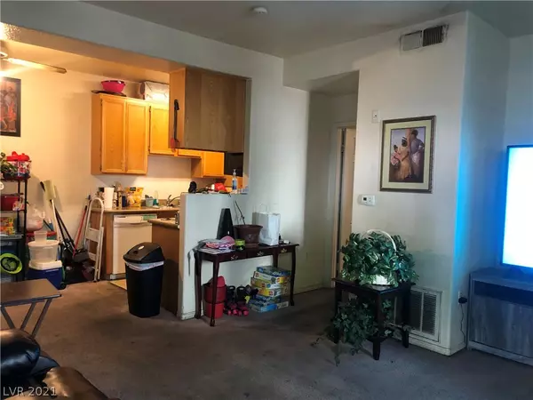 Las Vegas, NV 89130,3318 N Decatur BLVD #1140