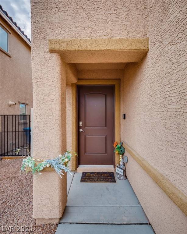 Las Vegas, NV 89122,5243 Bombazine ST
