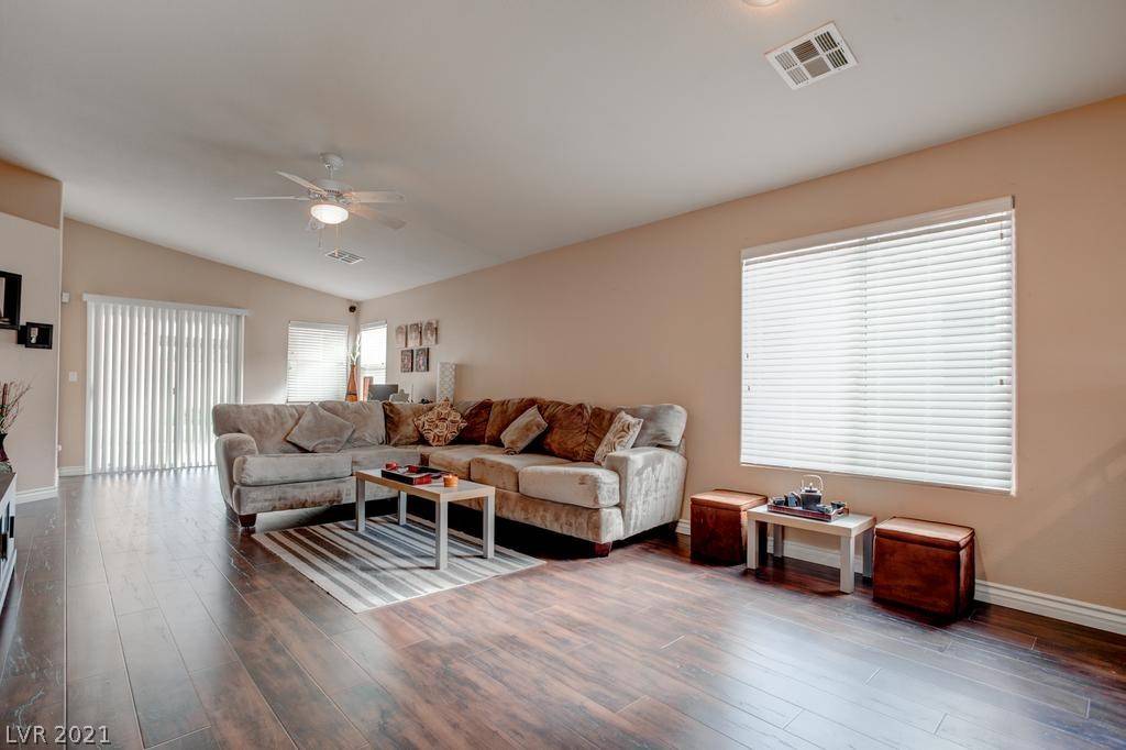 Las Vegas, NV 89141,10826 Porto Foxi ST