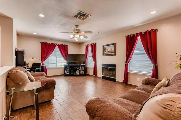 North Las Vegas, NV 89031,1126 Puffin CT