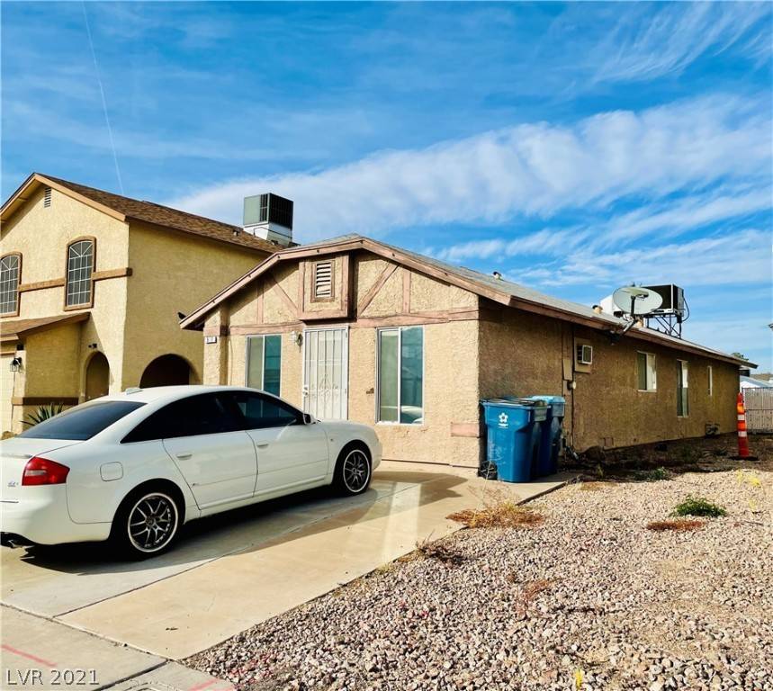 Henderson, NV 89011,517 Dutchman AVE