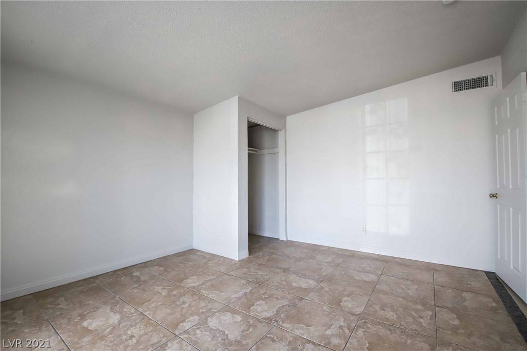 Las Vegas, NV 89110,3608 Marlborough AVE
