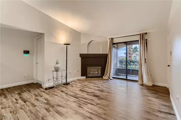 Henderson, NV 89052,950 Seven Hills DR #2521