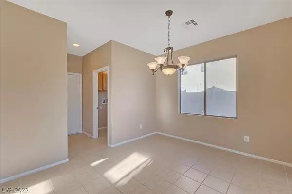 North Las Vegas, NV 89081,5816 Donna ST