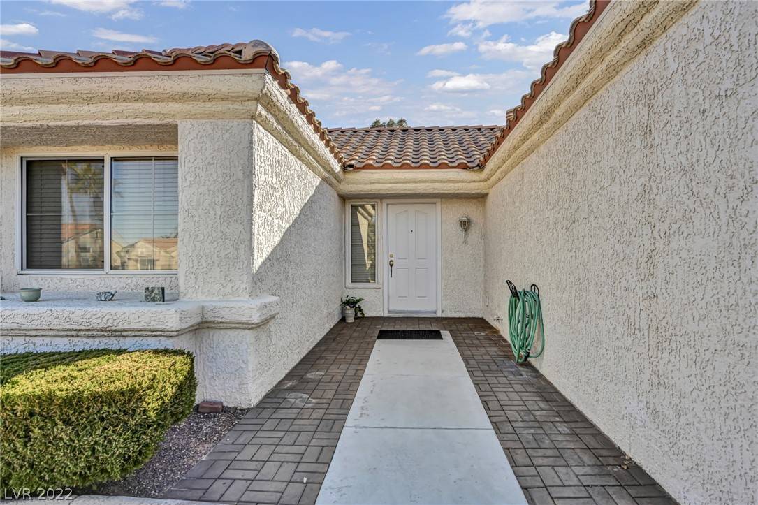 Las Vegas, NV 89134,8917 Desert Mound DR