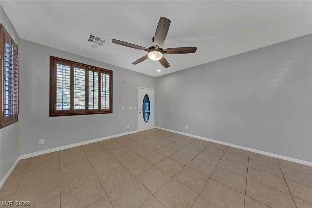 North Las Vegas, NV 89084,6424 Setting Moon ST