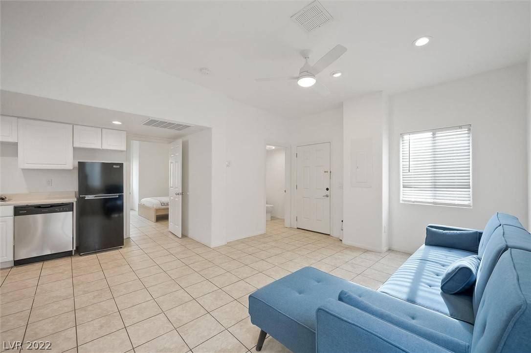 Henderson, NV 89015,132 E Van Wagenen ST