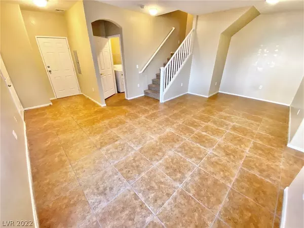 North Las Vegas, NV 89081,6329 Desert Leaf ST #102