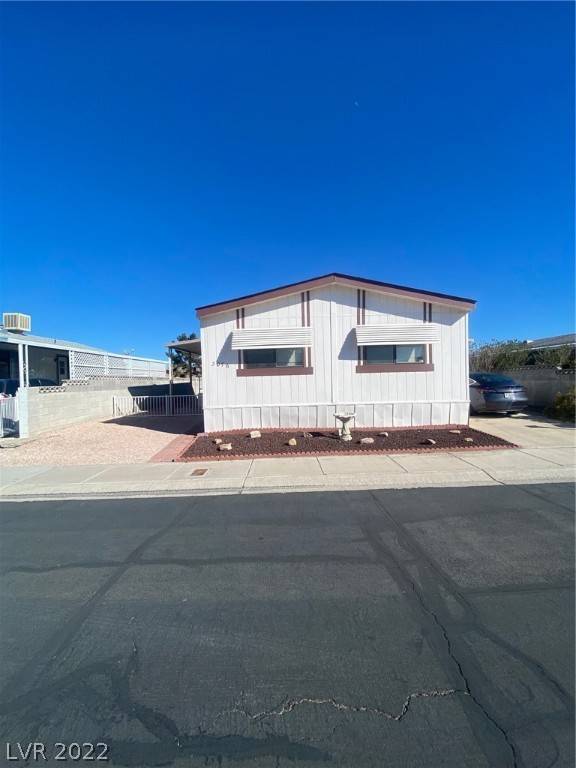 3076 Gavilan LN, Las Vegas, NV 89122