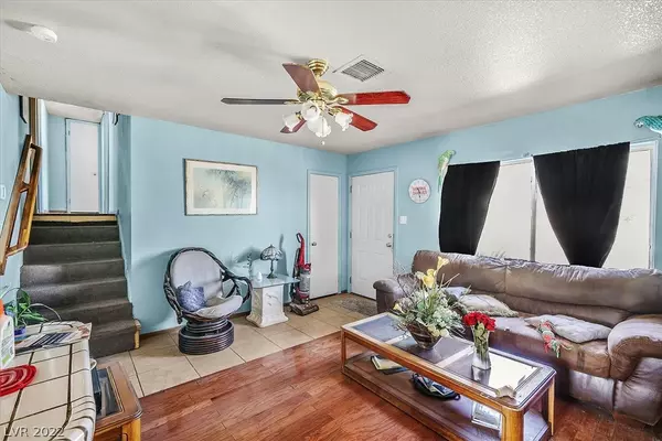Las Vegas, NV 89107,5609 Harmony AVE