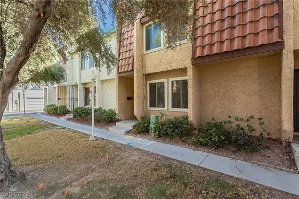 Las Vegas, NV 89121,3425 Townhouse DR