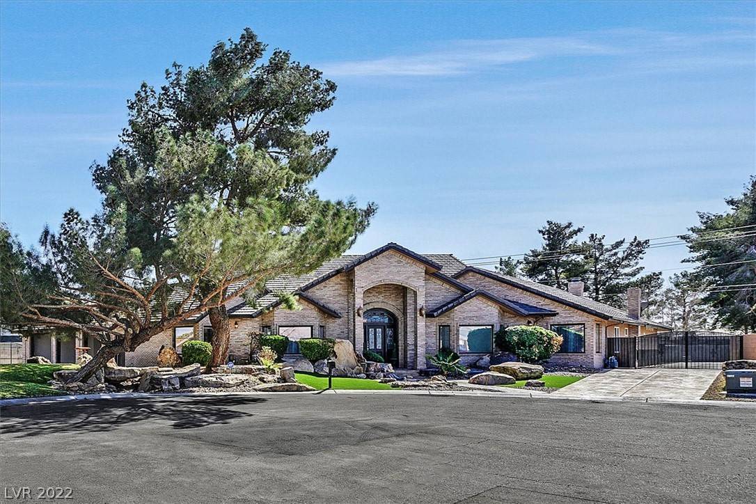 3320 Mustang ST, Las Vegas, NV 89108