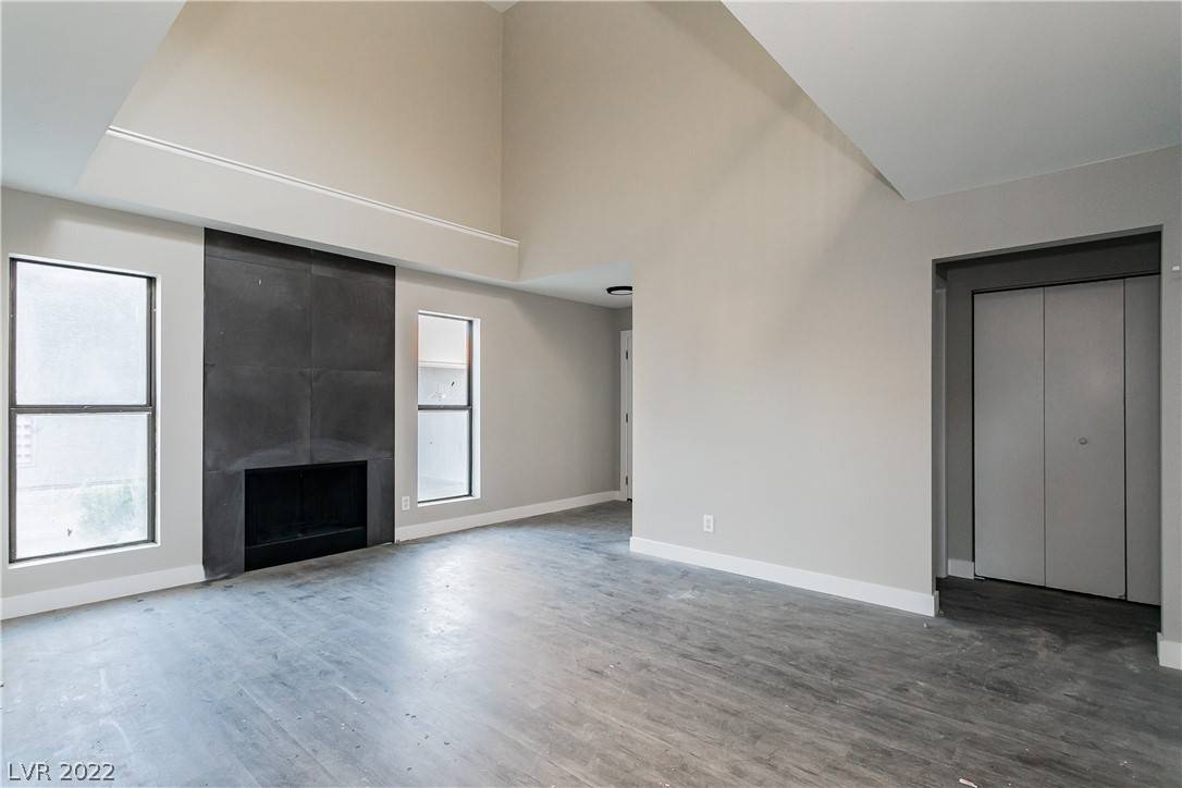 Las Vegas, NV 89108,6804 Sheffield DR